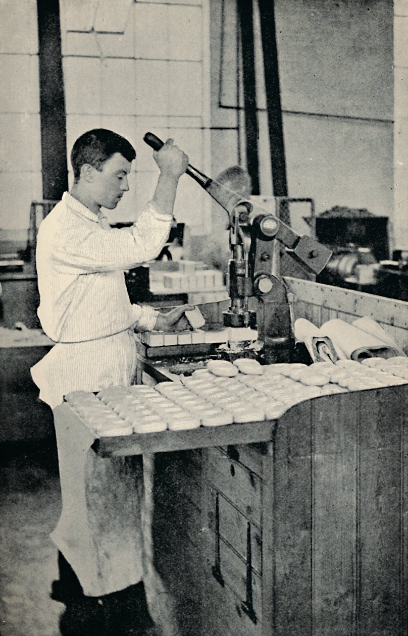 Razící bloky mýdla, c1917 od Unbekannt