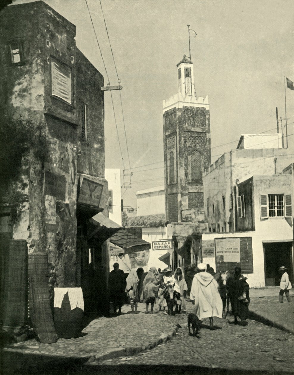 Pouliční scéna v Tangeru, zobrazující mešitu, 1902. od Unbekannt