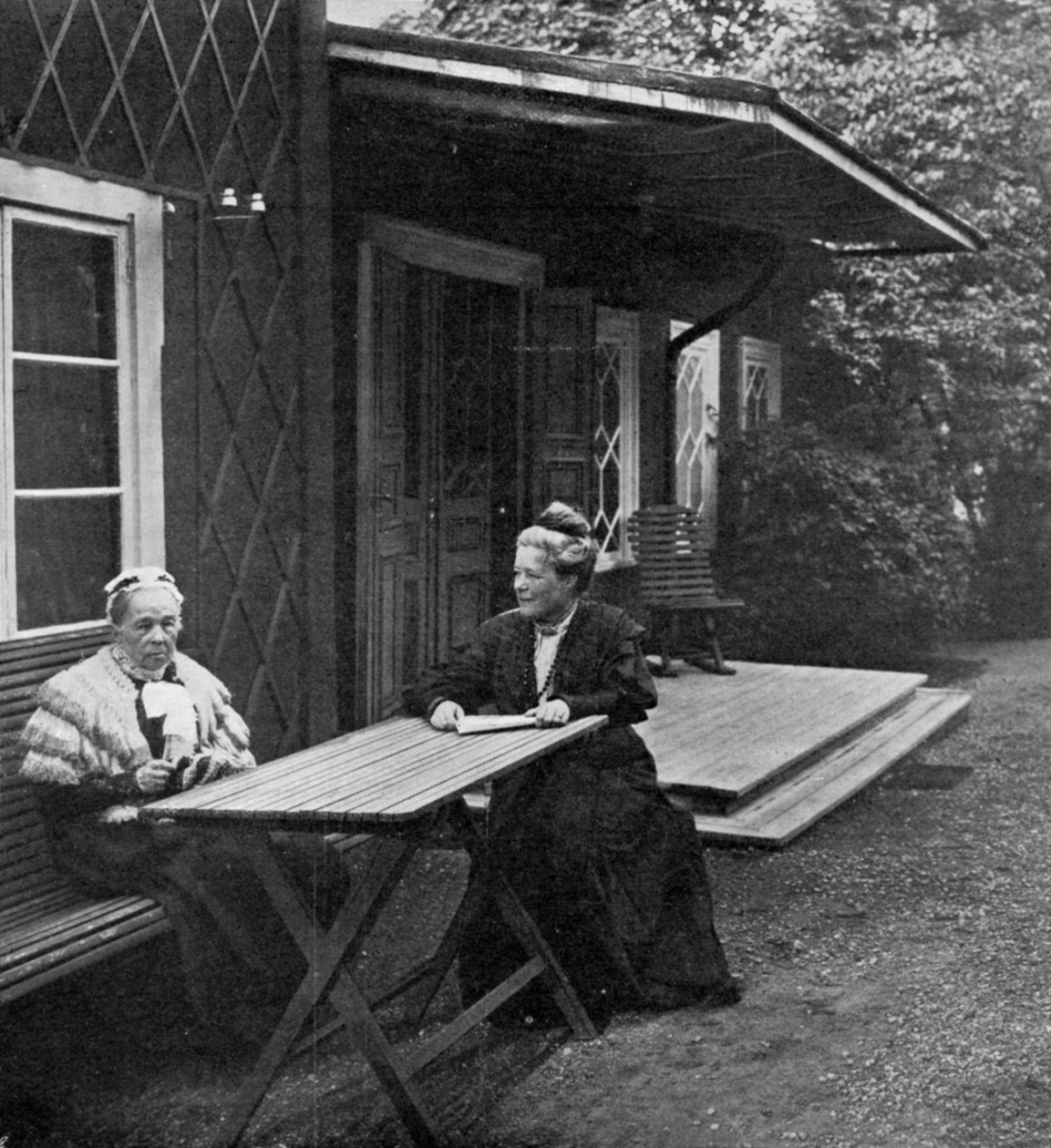 Švédská autorka Selma Lagerlöf a její matka Louise, 1909 od Unbekannt