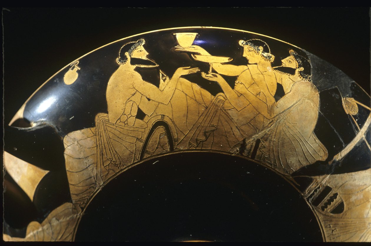 Scéna sympozia na červené postavě Attický kylix, pohár na víno, 5. století před naším letopočtem. od Unbekannt