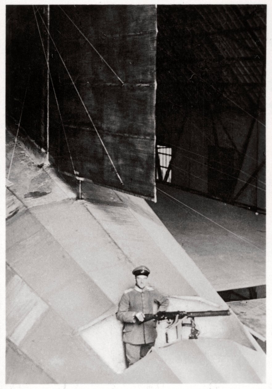 Ocasní střelec vzducholodě Zeppelin německé armády, první světová válka, 1914-1918 1933 od Unbekannt