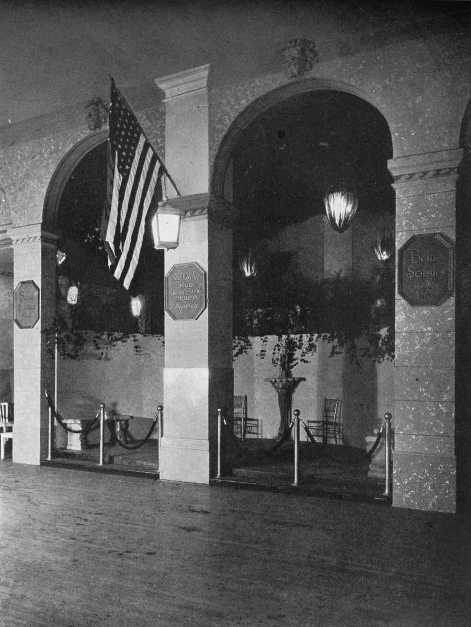 Dočasné oblouky kombinované s trvalými moly, 1924 od Unbekannt