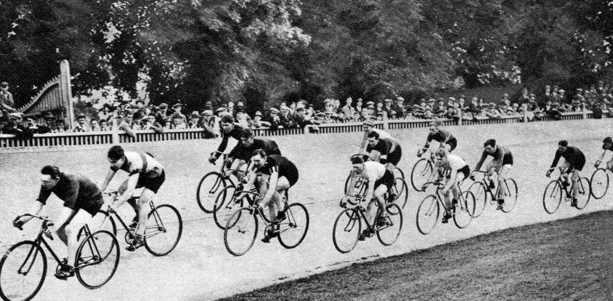 Deset mil amatérské cyklistické mistrovství, cyklistická dráha Herne Hill, Londýn, 1926-1927 od Unbekannt
