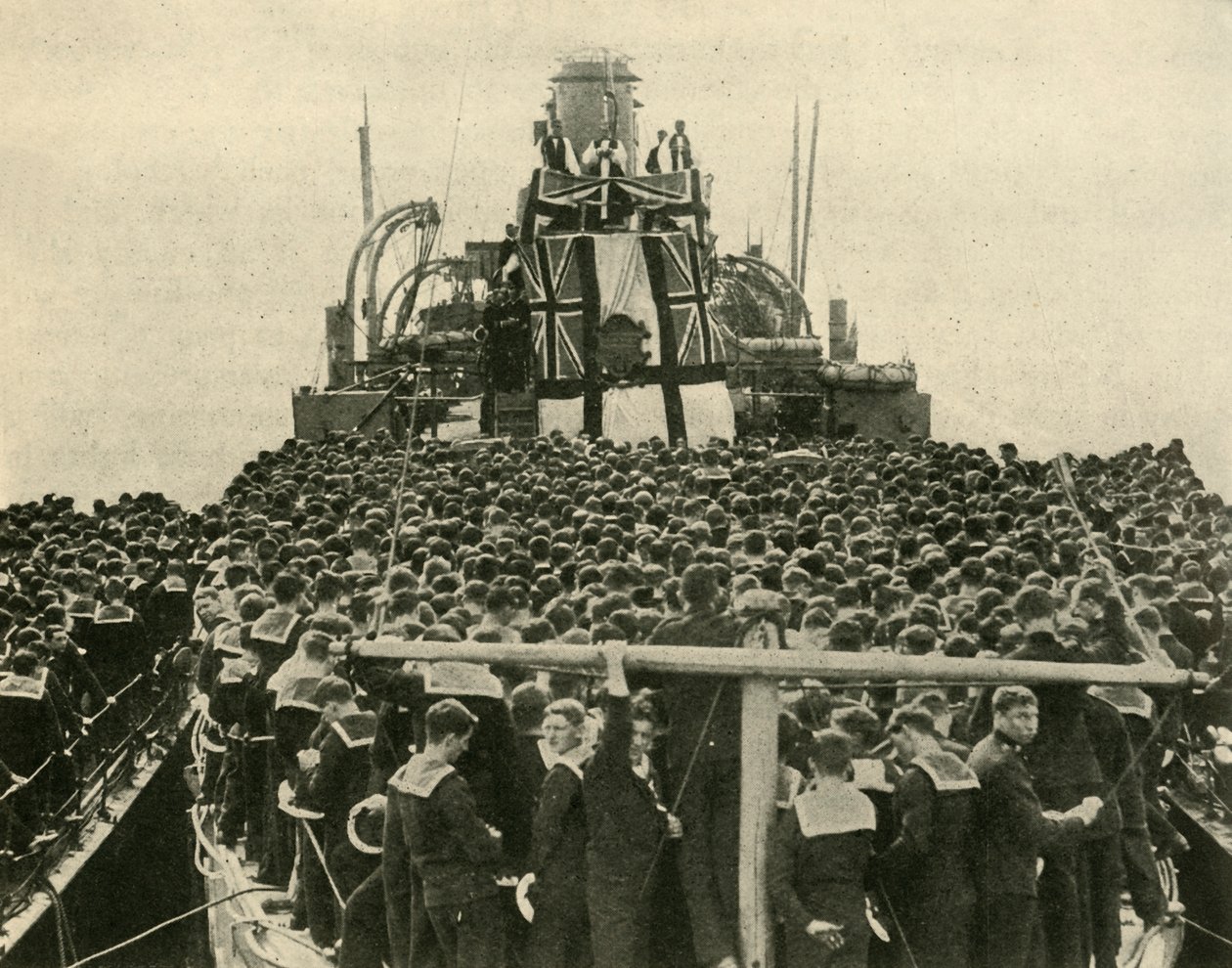 Arcibiskup z Yorku navštěvuje britské námořníky Royal Navy, první světová válka, 1914, c1920. od Unbekannt