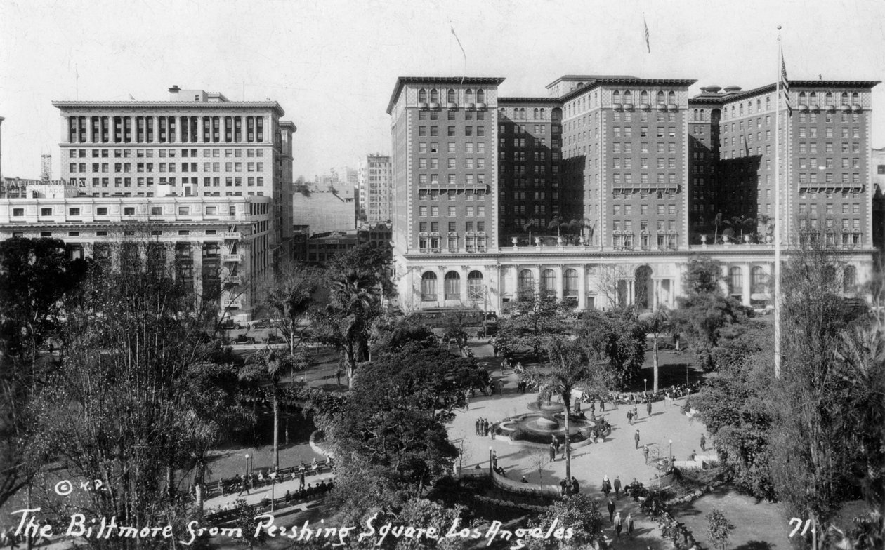 The Biltmore z Pershing Square, Los Angeles, Kalifornie, USA, c1933 od Unbekannt