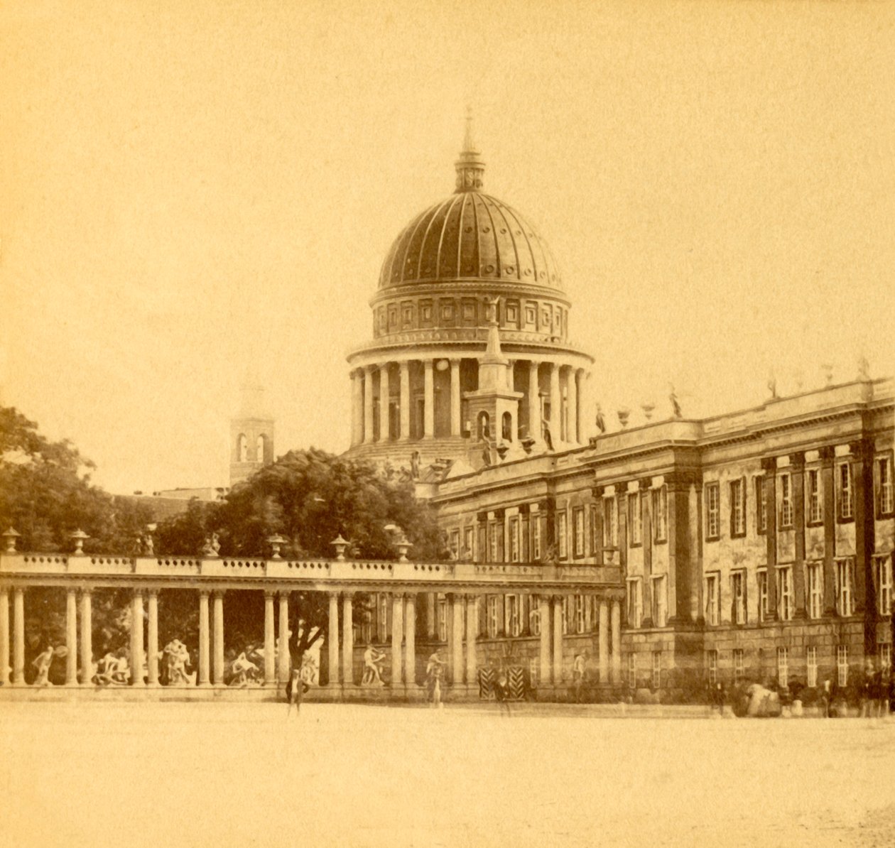 Městský palác a kostel sv. Mikuláše, Postupim, Německo, c1900. od Unbekannt