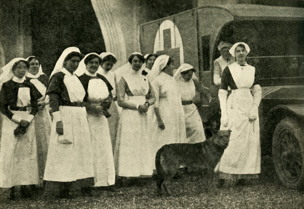 Vévodkyně z Westminsteru se zdravotními sestrami, Le Touquet, první světová válka, 1914, c1920. od Unbekannt