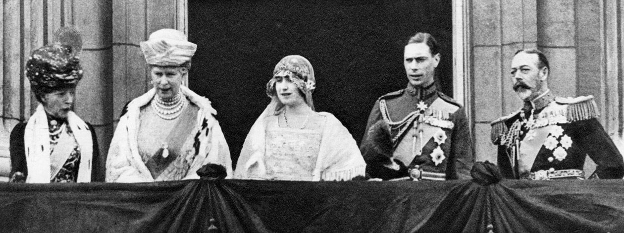 Vévoda a vévodkyně z Yorku v Buckinghamském paláci po svatbě, duben 1923 od Unbekannt