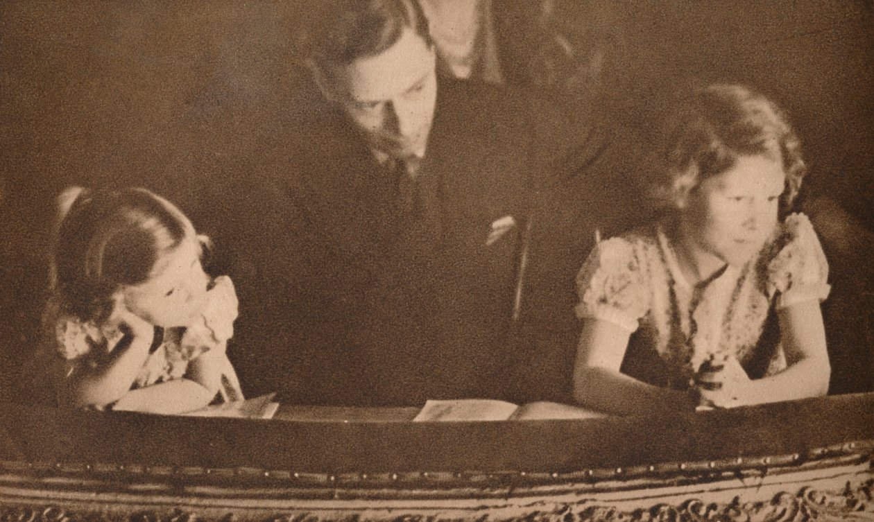 Vévoda z Yorku a princezny Elizabeth a Margaret v pantomimě, 6. února 1935. od Unbekannt
