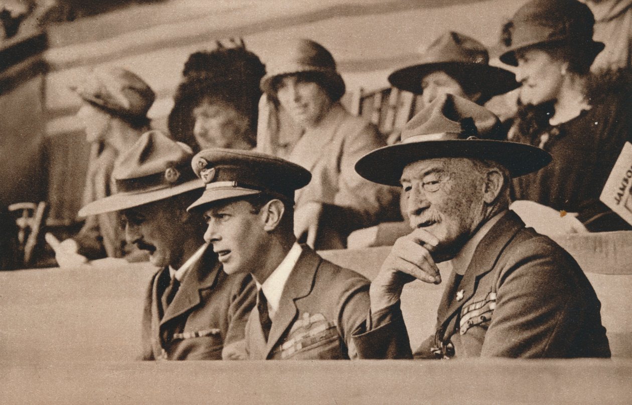 Vévoda z Yorku, pozdější král Jiří VI. s lordem Baden-Powellem na Jamboree, Wembley, 1924. od Unbekannt