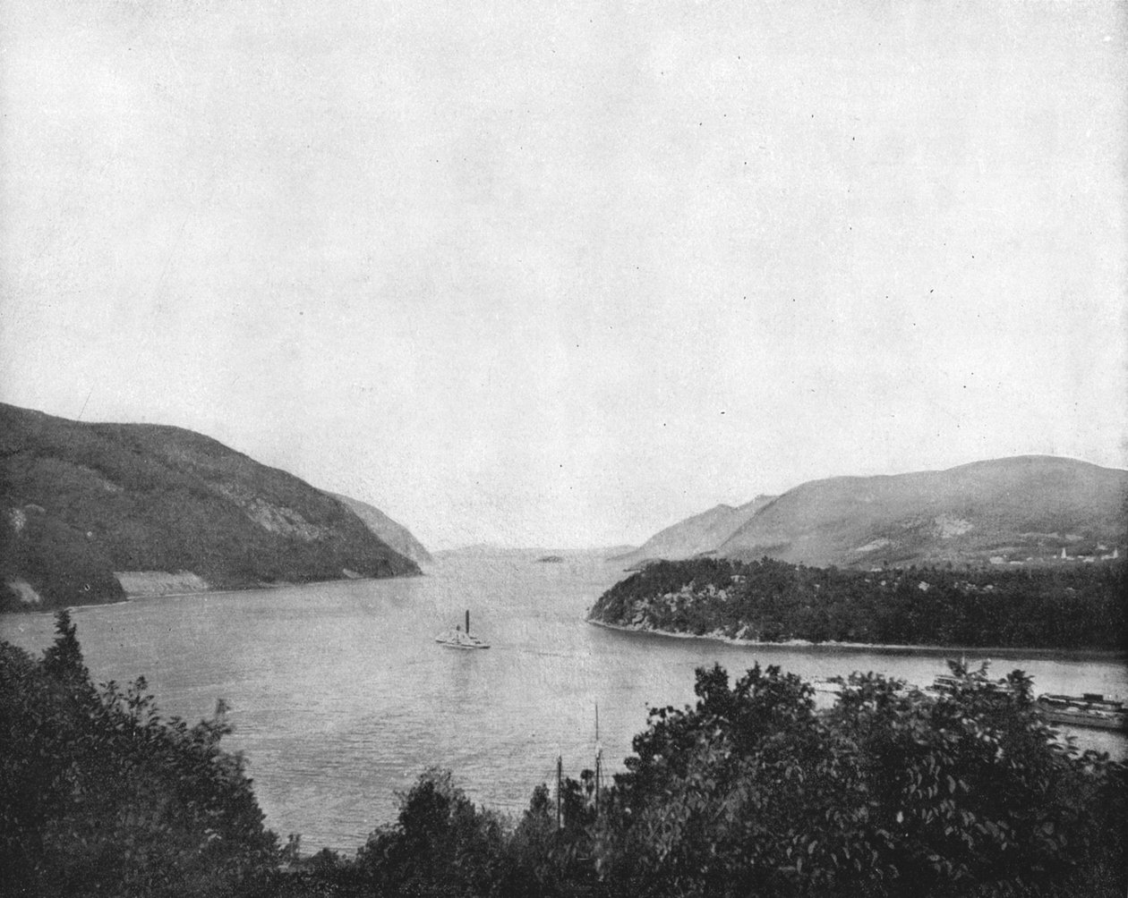 Řeka Hudson ve West Point, stát New York, USA, c1900. od Unbekannt