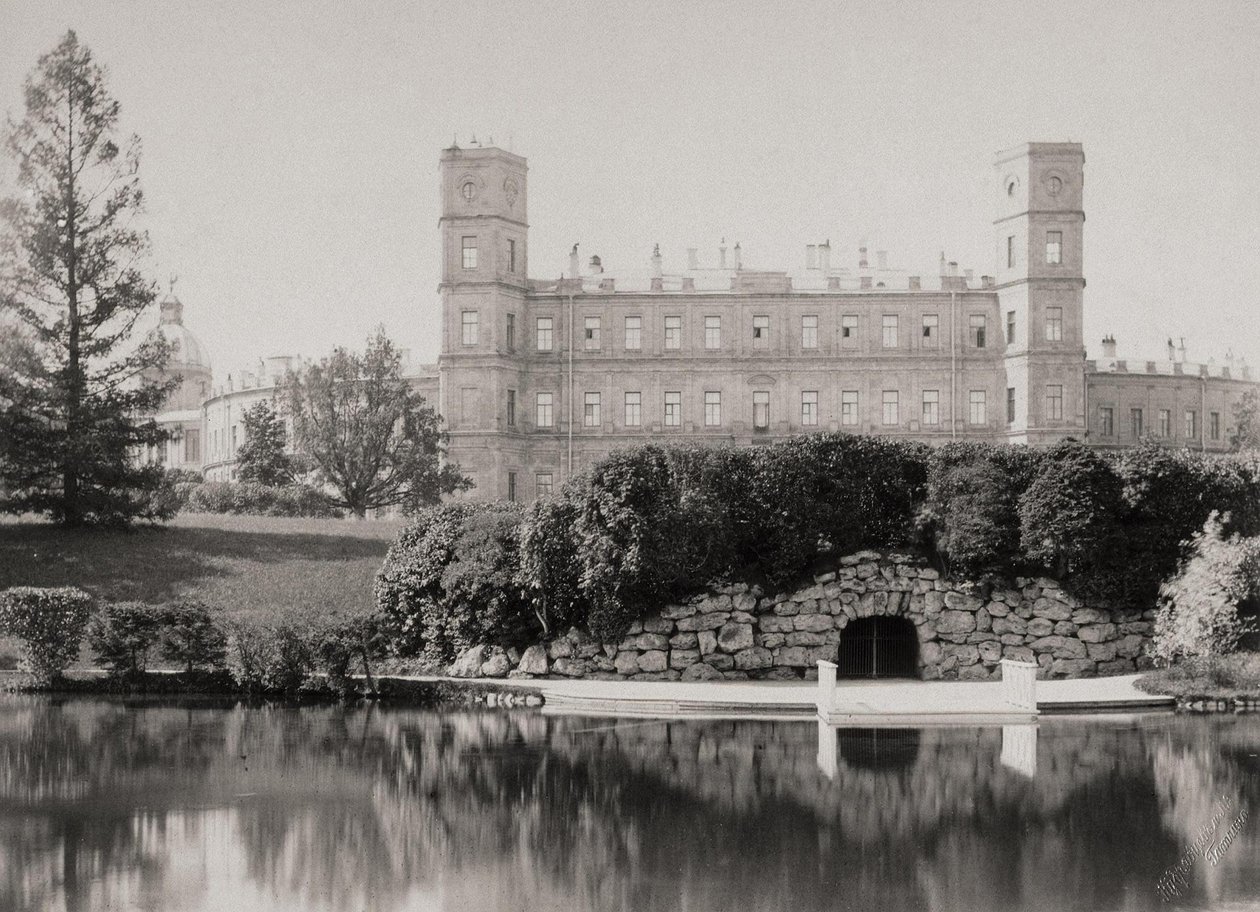 Hlavní průčelí paláce v Gatchina, 1870-1880 od Unbekannt