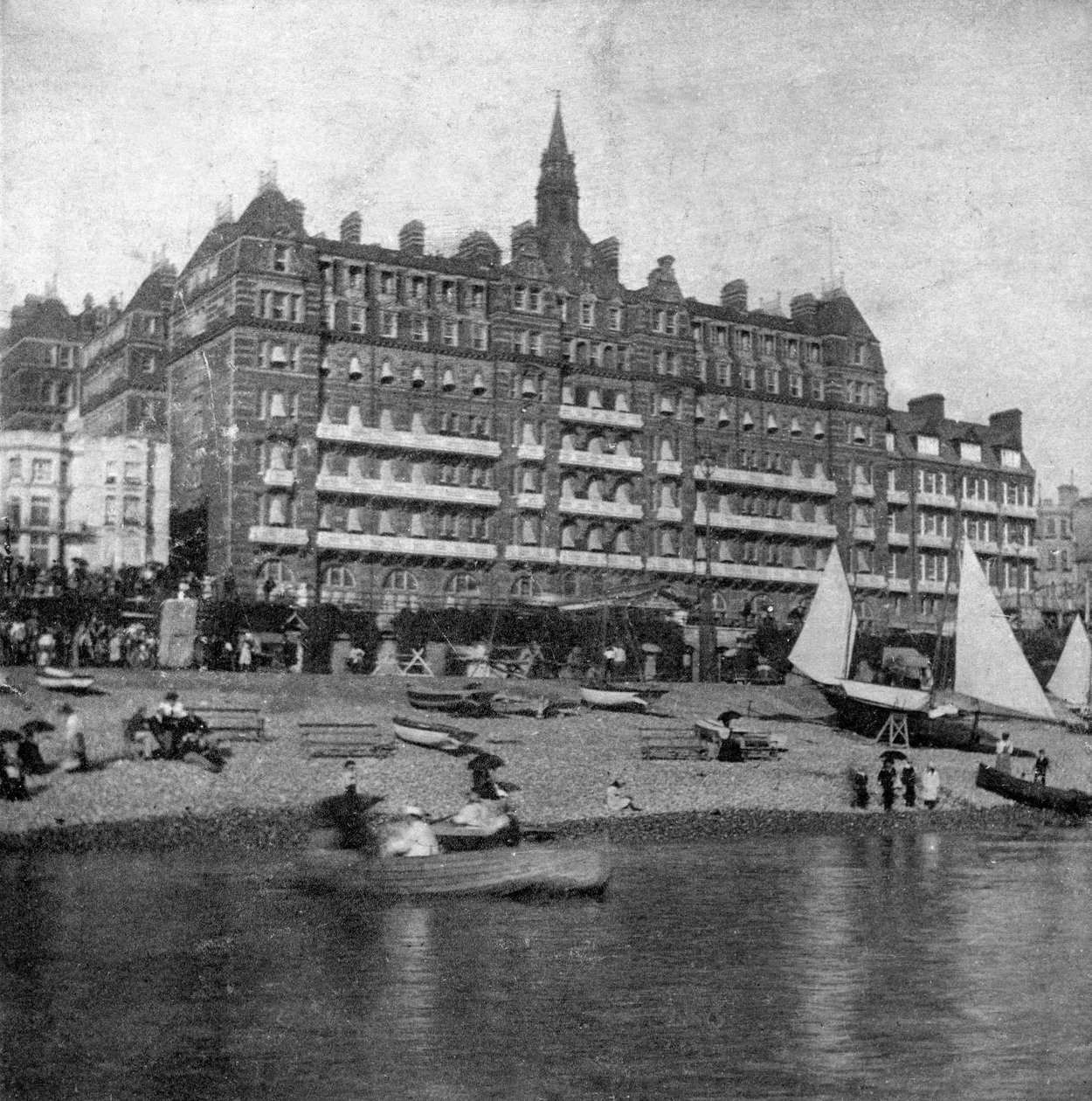 The Metropole Hotel, Brighton, East Sussex, konec 19. století od Unbekannt