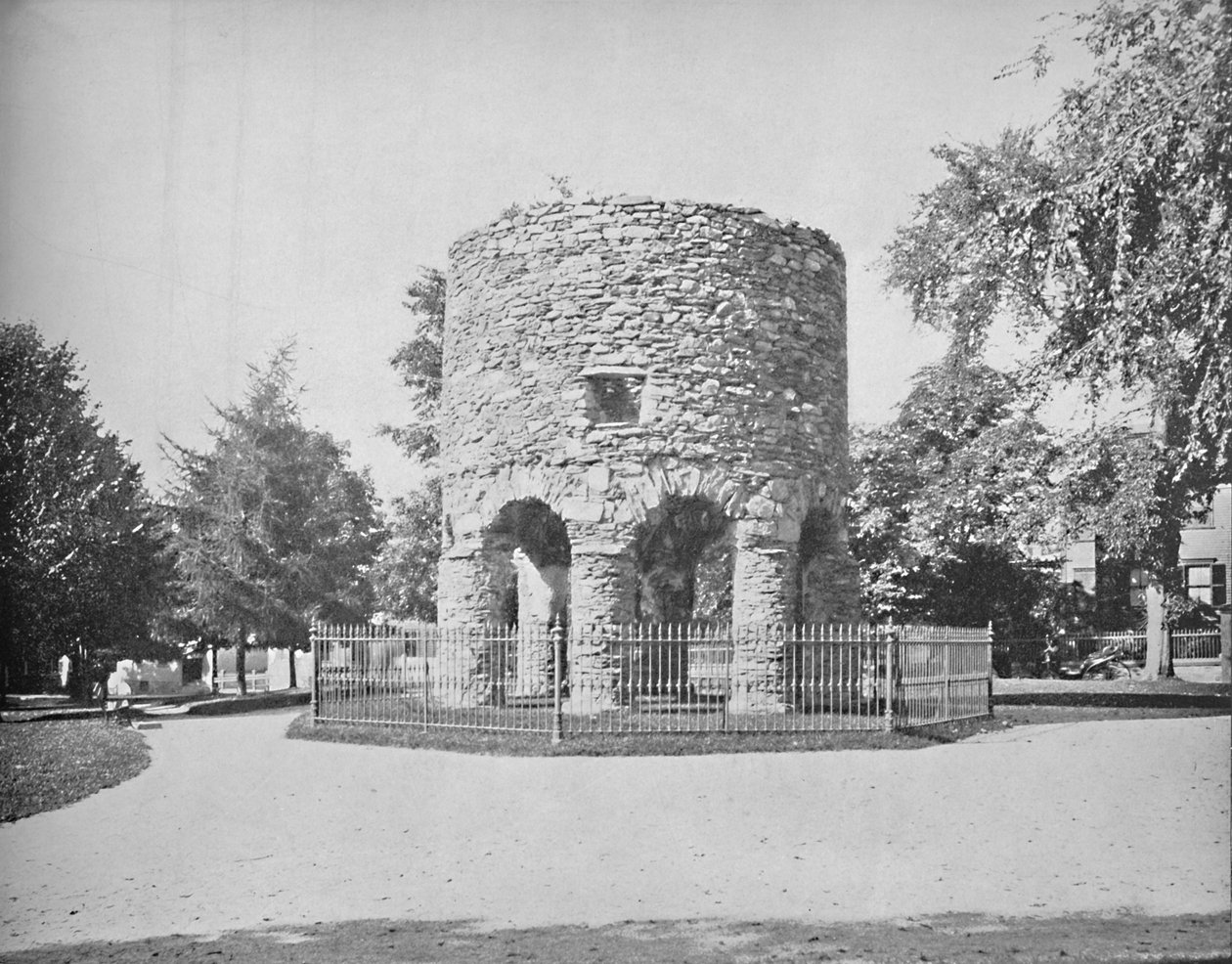 The Old Norse, Tower, Newport, R.I., c1897. od Unbekannt