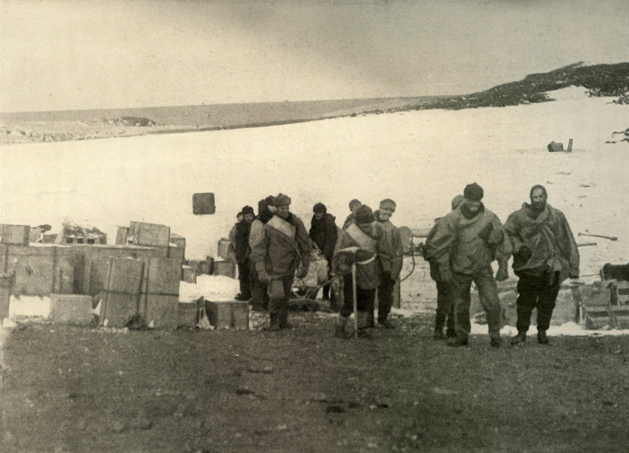 Strana, která vystoupila na horu Erebus opouštějící chatu, 1908, 1909. od Unbekannt