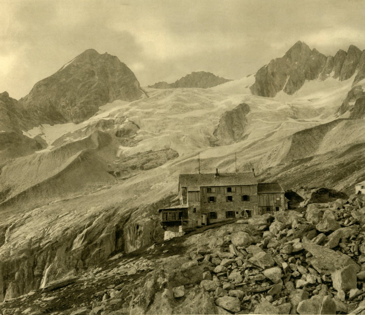 Plauener Hütte a ledovec, Zillergrund, Tyrolsko, Rakousko, c1935. od Unbekannt