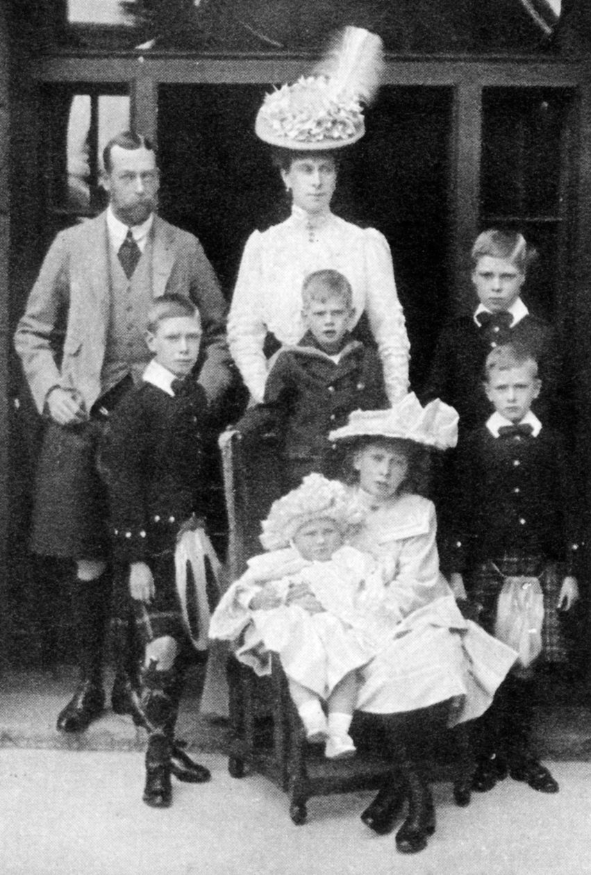 Princ a princezna z Walesu a jejich děti, Abergeldie, Skotsko, 1906 od Unbekannt