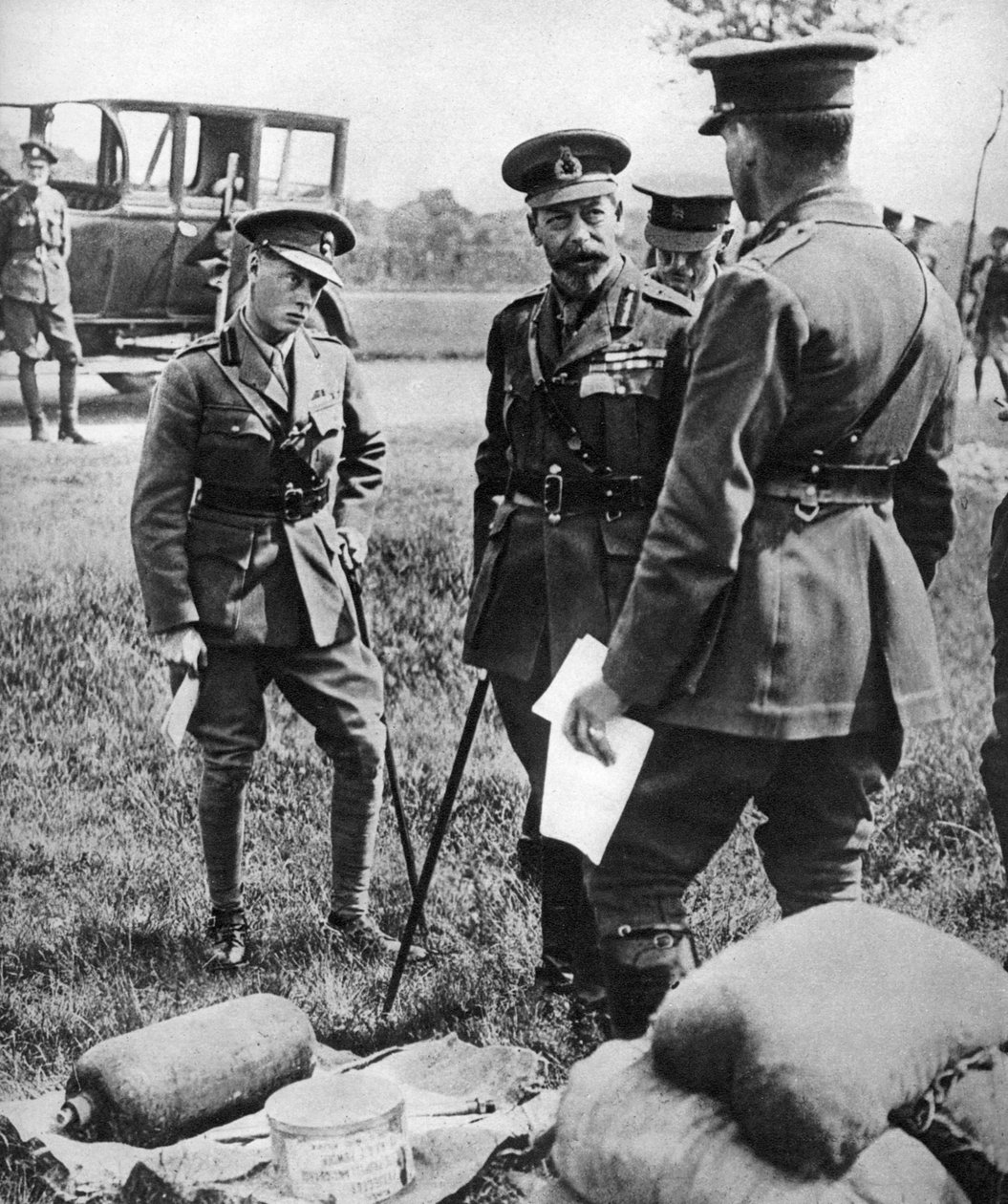 Princ z Walesu s Georgem V. na plynárenské škole během první světové války, 1914-1918 od Unbekannt