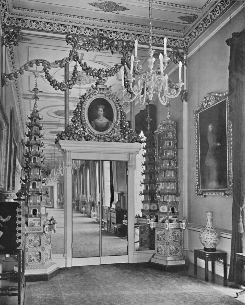 Hlavní koridor, Buckinghamský palác, South End, 1939 od Unbekannt