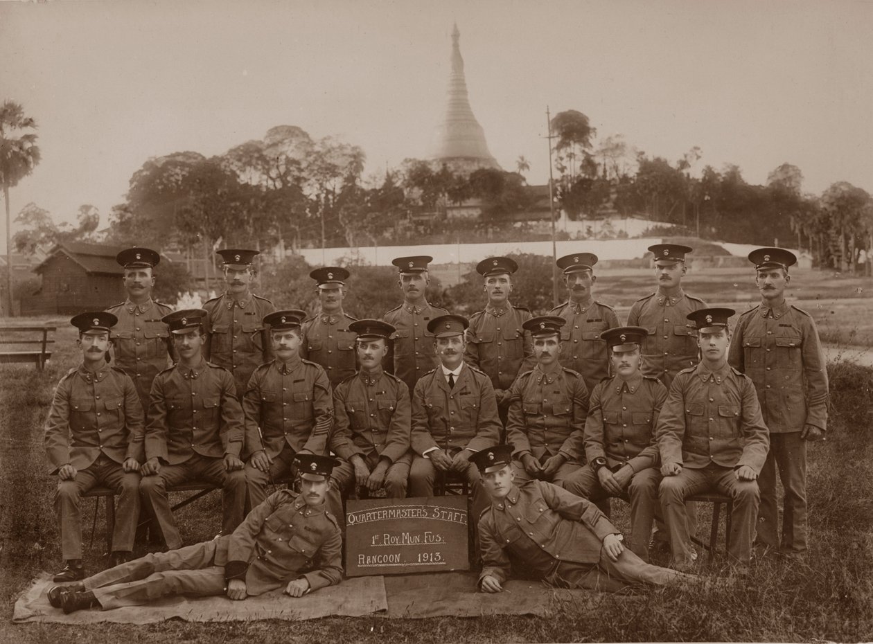 The Quartermasters Staff of the 1st Royal Munster Fusiliers, Rangún, Barma, 1913 od Unbekannt