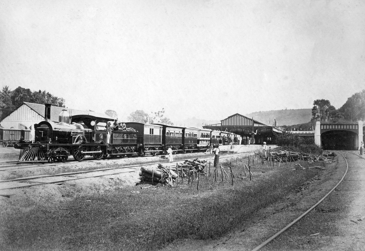 Královský vlak opouštějící stanici Kandy, Srí Lanka, c1910 od Unbekannt