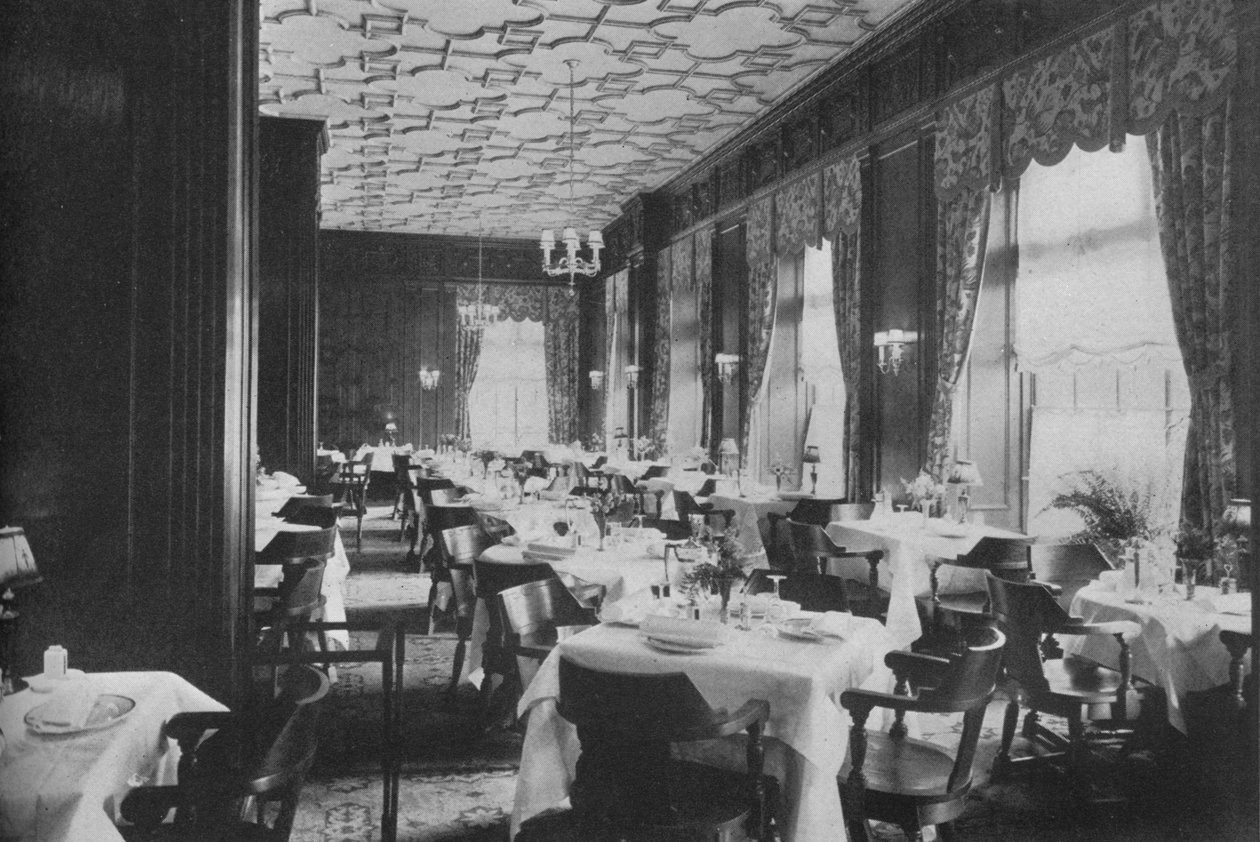 The Tudor Dining Room, Melbourne Hotel, St Louis, Missouri, 1924 od Unbekannt