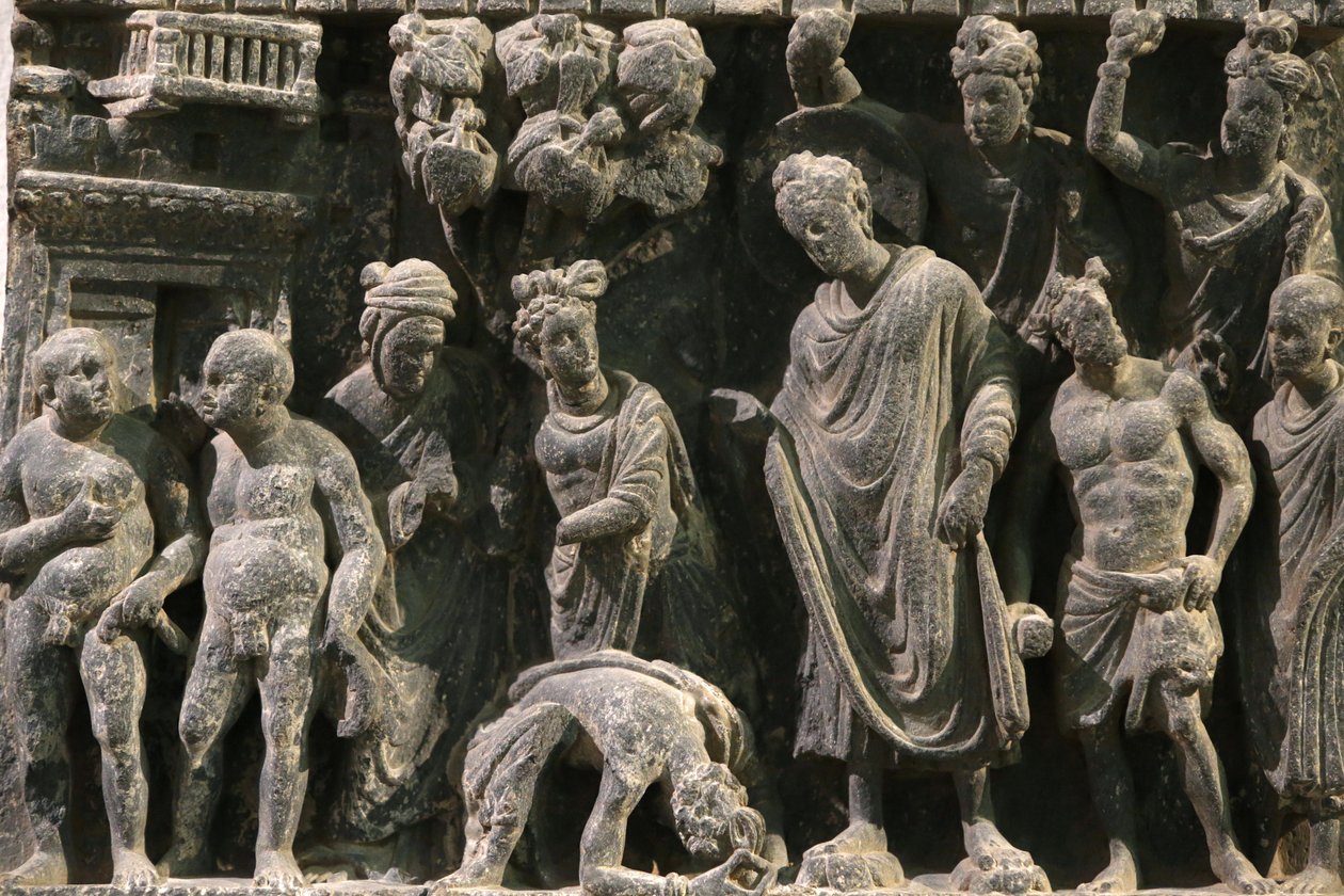 Victoria and Albert Museum. Reliéf zobrazující pokus o Buddhův život. 100-200. Schist. Gandhara/Severozápad Pákistánu. Spojené království od Unbekannt