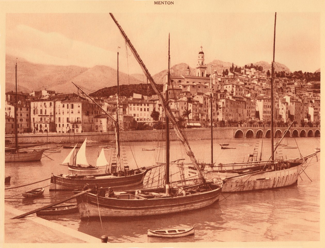 Přístav a staré město, Menton, 1930. od Unbekannt