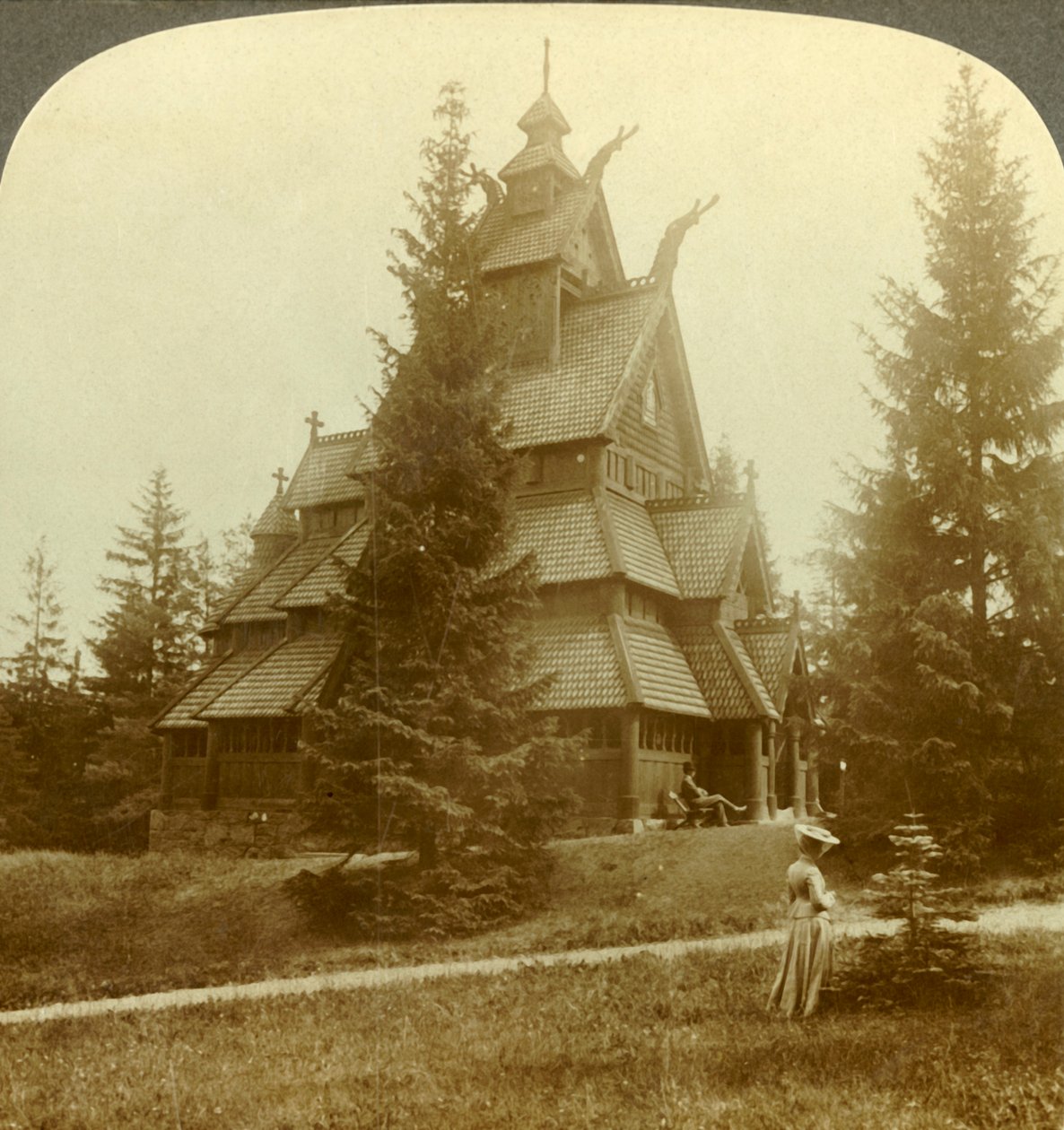Starý kostel Gol, malebný 12. stol. Budova v Osoarshal, Norsko, c1905. od Unbekannt