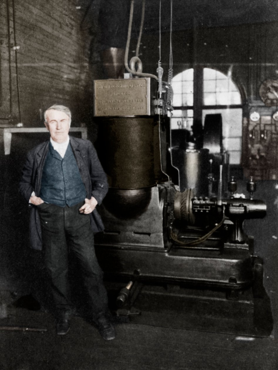 Thomas Alva Edison, americký vynálezce, se svým prvním dynamem pro výrobu elektrického světla, 80. léta 19. století od Unbekannt