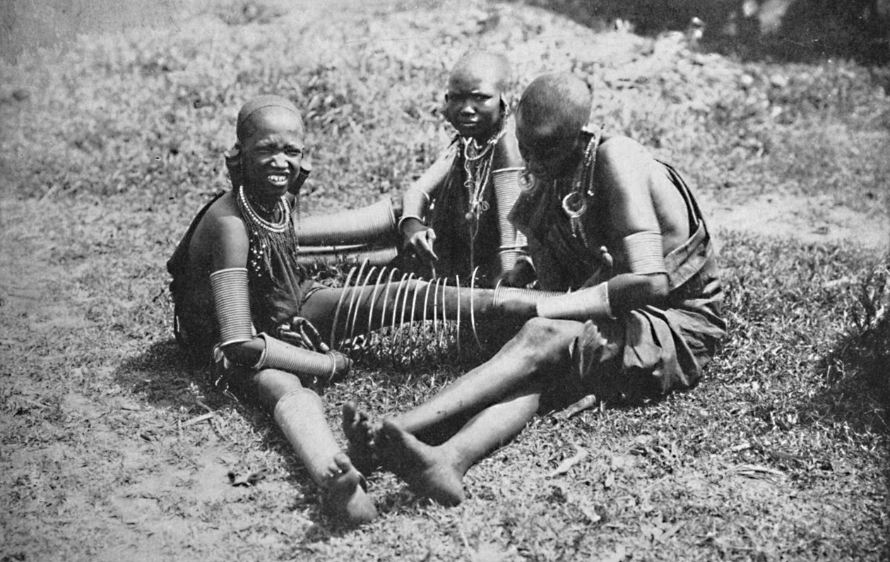 Tři mladé Masajky, 1912 od Unbekannt