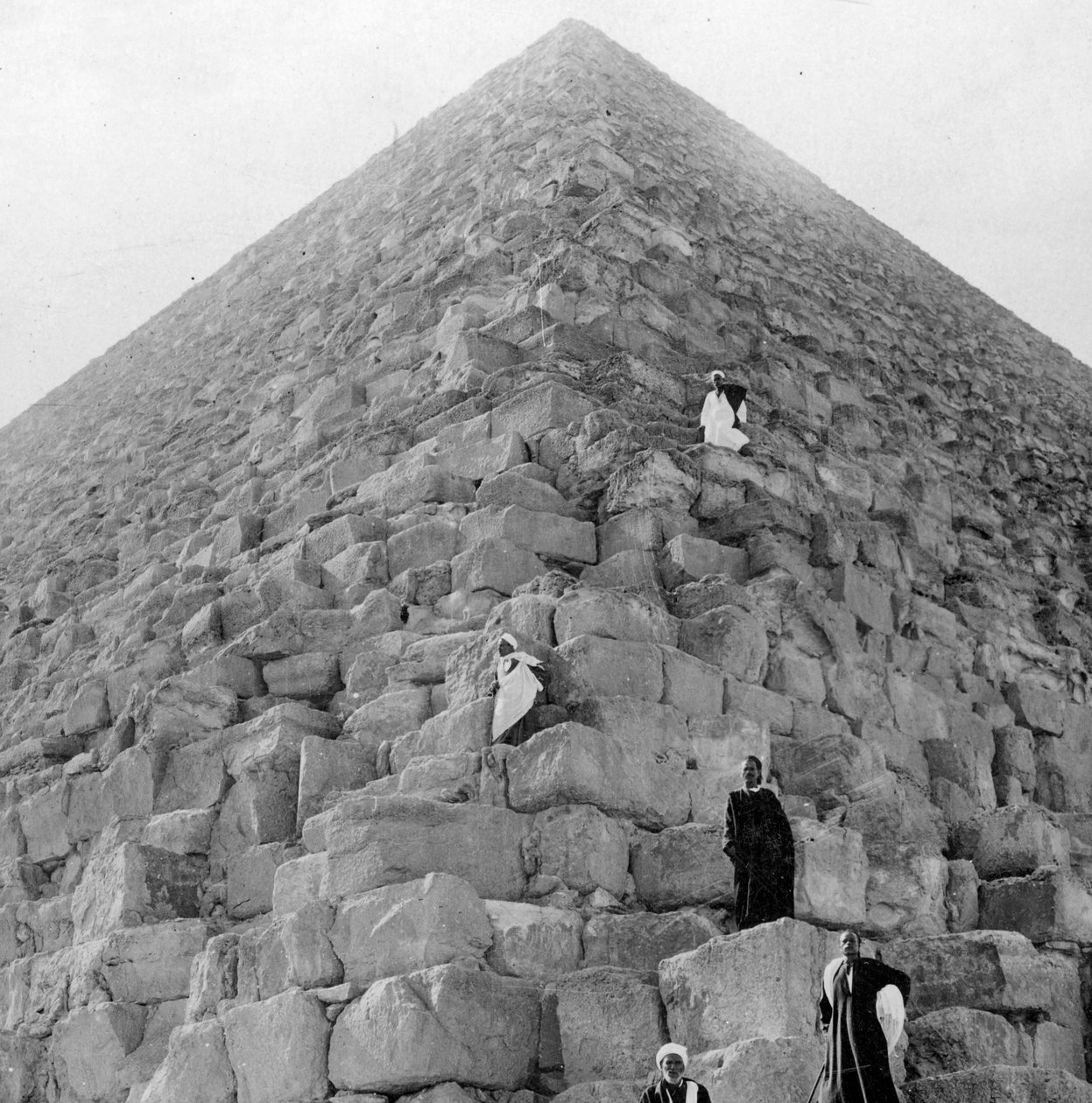Turistický koutek, Velká pyramida v Gíze, Egypt, 20. století od Unbekannt