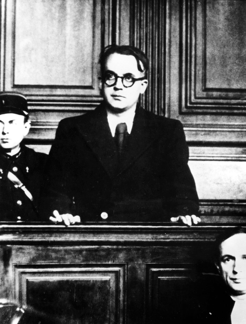 Proces s francouzským pronacistickým autorem Robertem Brasillachem, Paříž, 1945 od Unbekannt