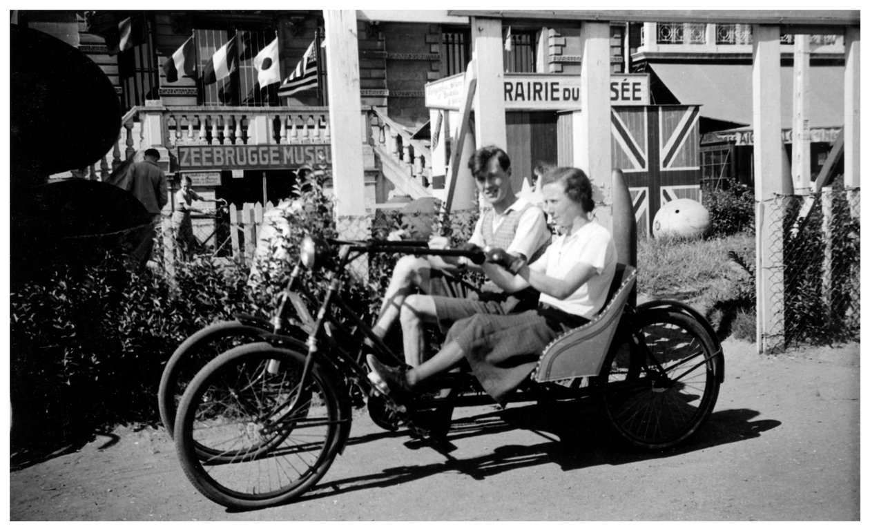 Dvoumístná tříkolka, Zeebrugge, Belgie, 1936 od Unbekannt