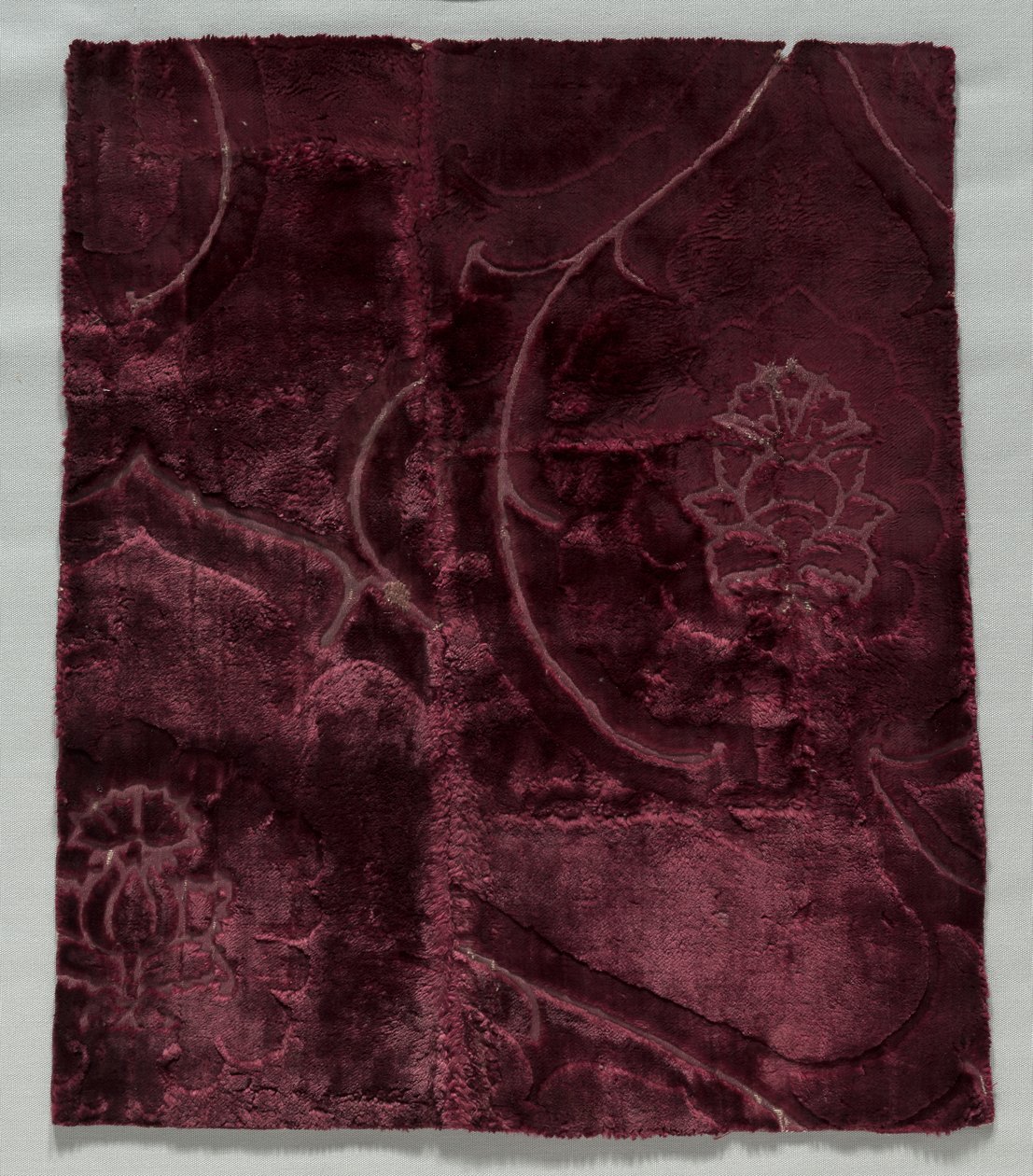 Dva sametové fragmenty sešité dohromady, 1400s. od Unbekannt