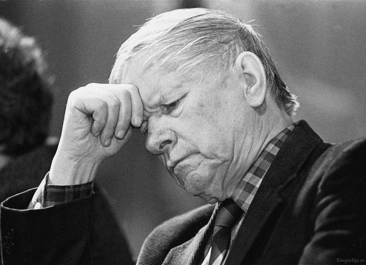 Vasil Bukash 1924-2003, 1990s od Unbekannt