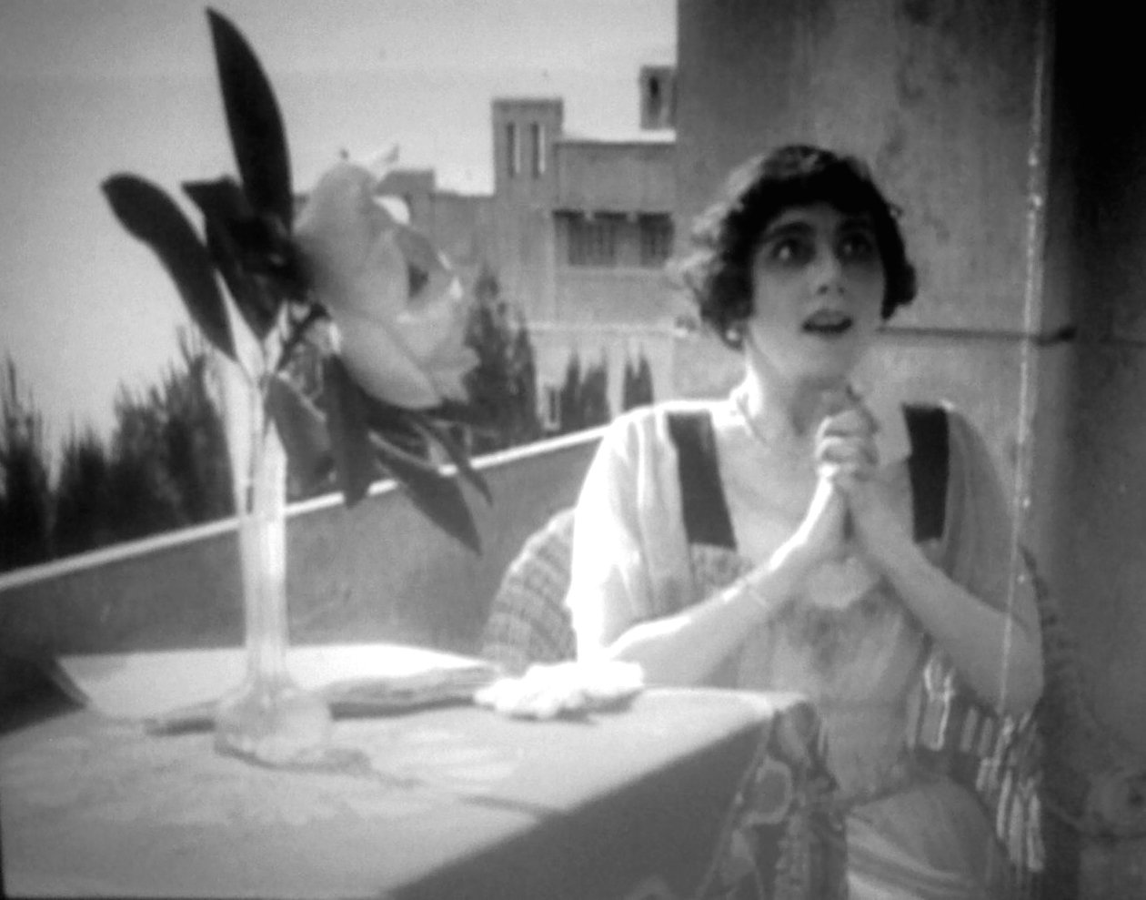Vera Karalli, ruská baletní tanečnice a herečka němého filmu, 1917 od Unbekannt