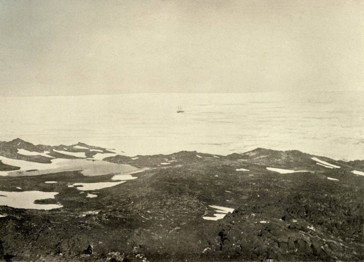 Pohled z High Hill...The Ship in Loose Pack, c1908, 1909. od Unbekannt