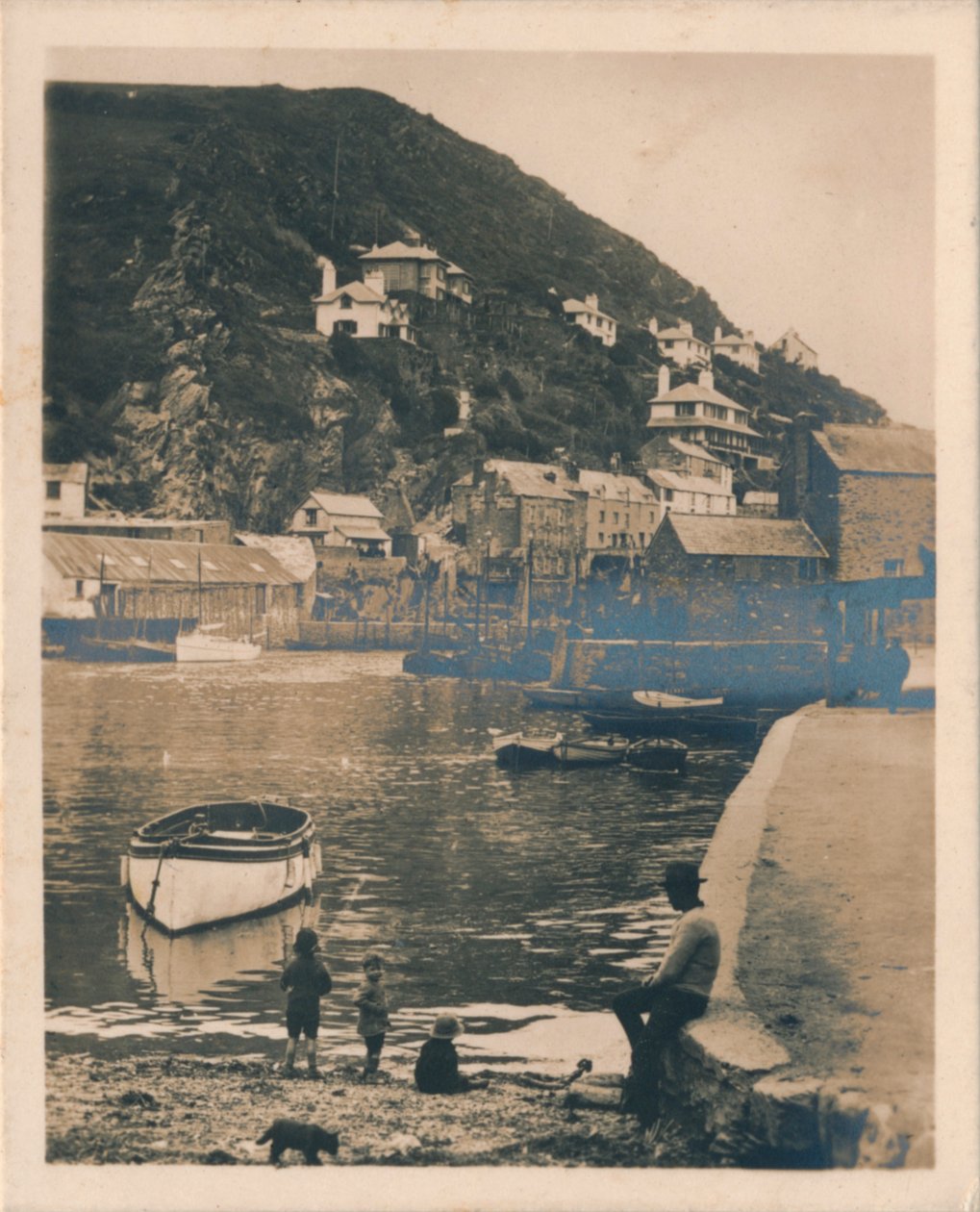 Pohled z přístavu - Polperro, 1927 od Unbekannt