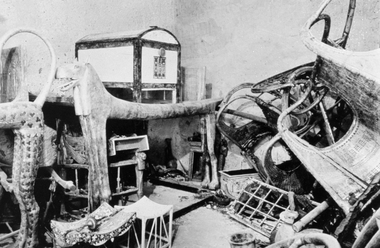 Pohled na předsíň hrobky Tutanchamona, Údolí králů, Egypt, 1922 od Unbekannt
