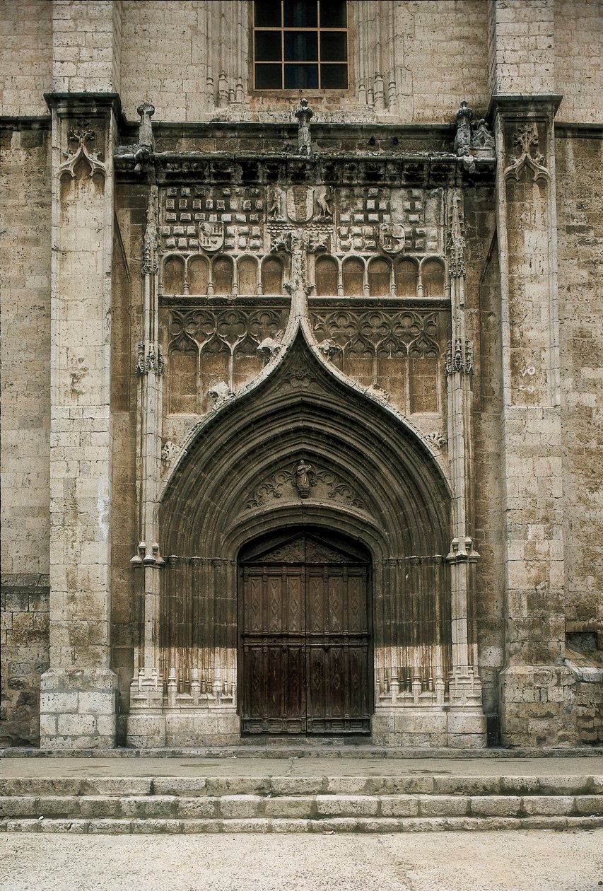 Pohled na portál kostela Santa Maria Mediavilla, Medina de Rioseco, Španělsko od Unbekannt