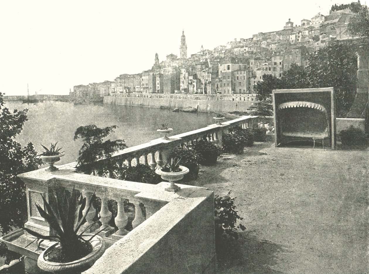 Pohled na město ze zálivu, Menton, Francie, 1895. od Unbekannt