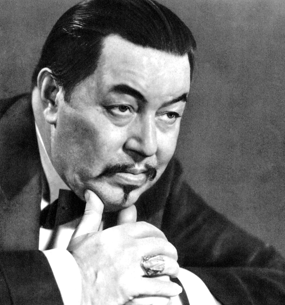 Warner Oland , švédský herec, 1934-1935 od Unbekannt
