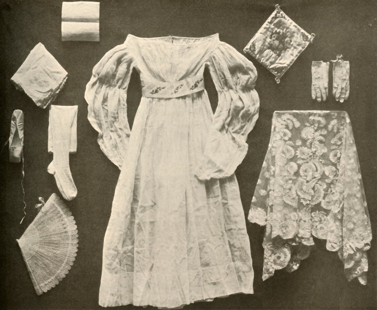 Svatební kostým slečny Sara Hayes z Philadelphie, c1750, 1937. od Unbekannt