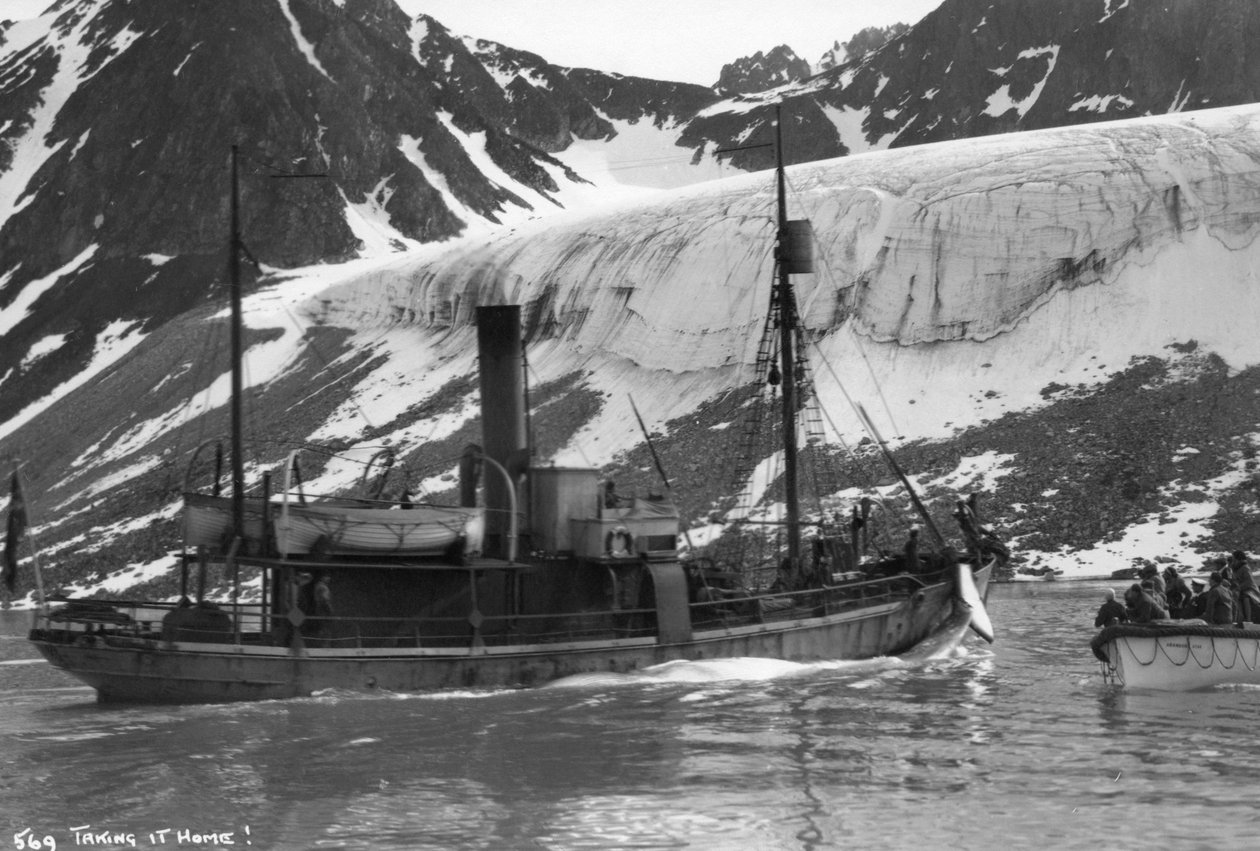 Lov velryb, Magdalene Bay, Spitzbergen, Norsko, 1929 od Unbekannt