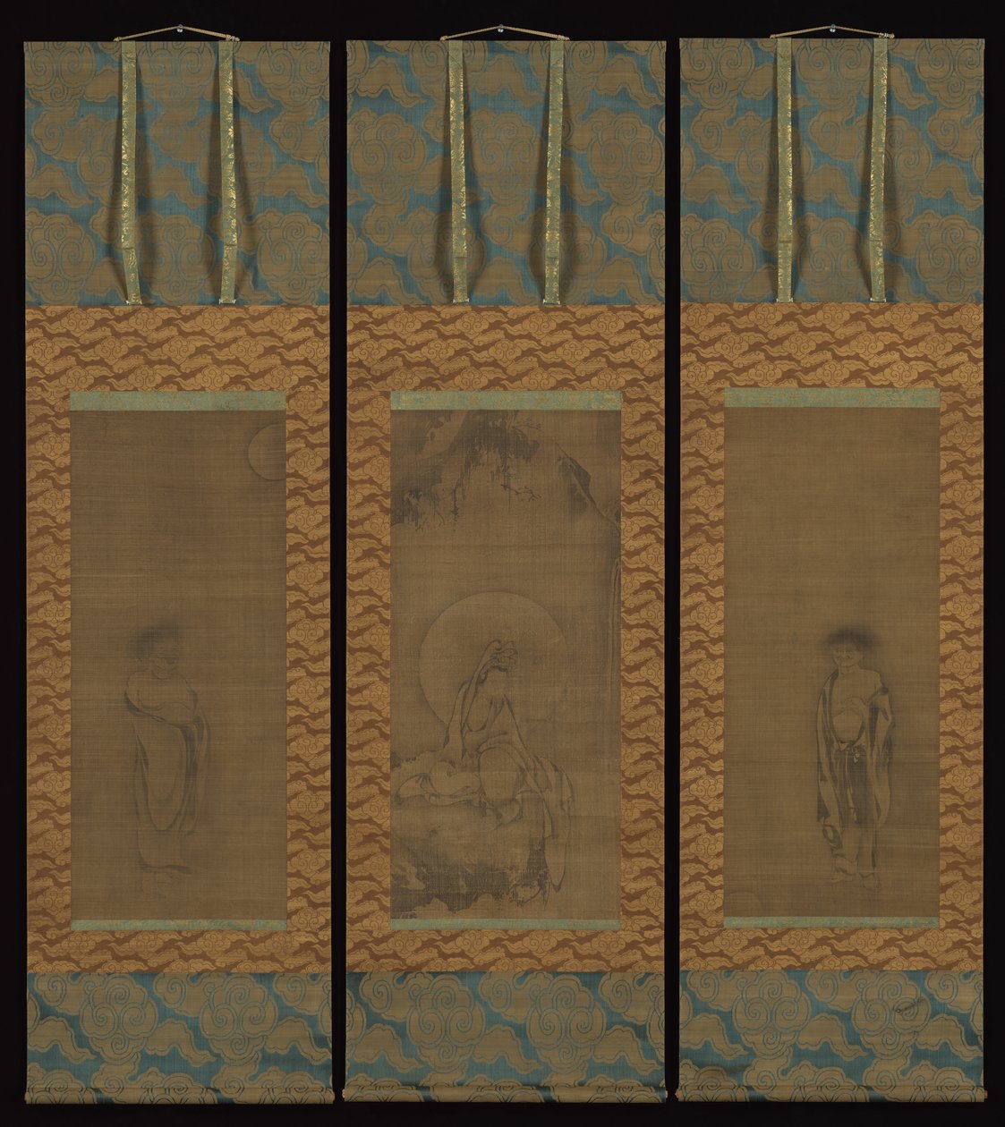 Guanyin v bílém rouchu s Hanshanem a Shide, 14. století. od Unbekannt