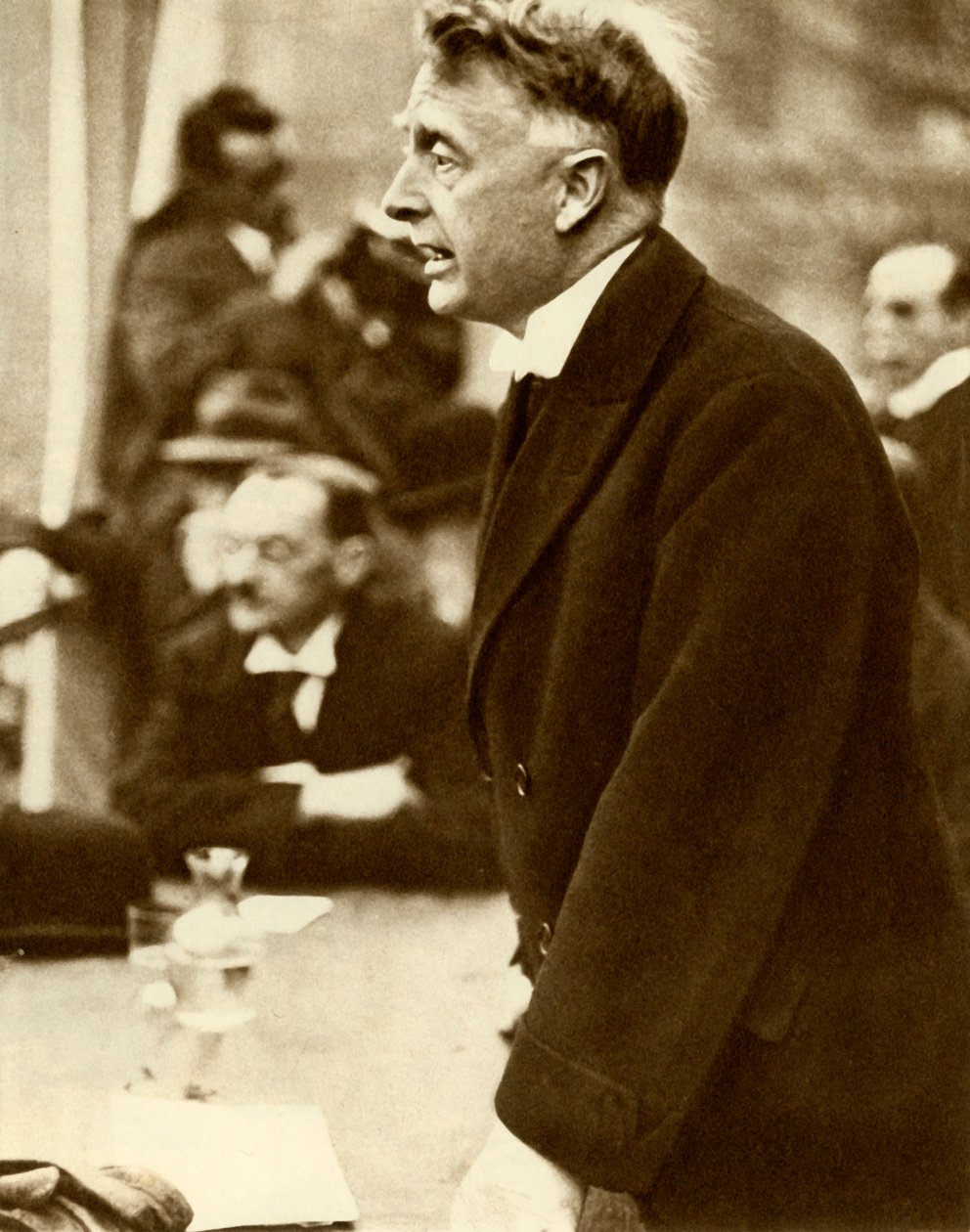 William Thomas Cosgrave s projevem, Dublin, Irsko, 1922, 1935. od Unbekannt