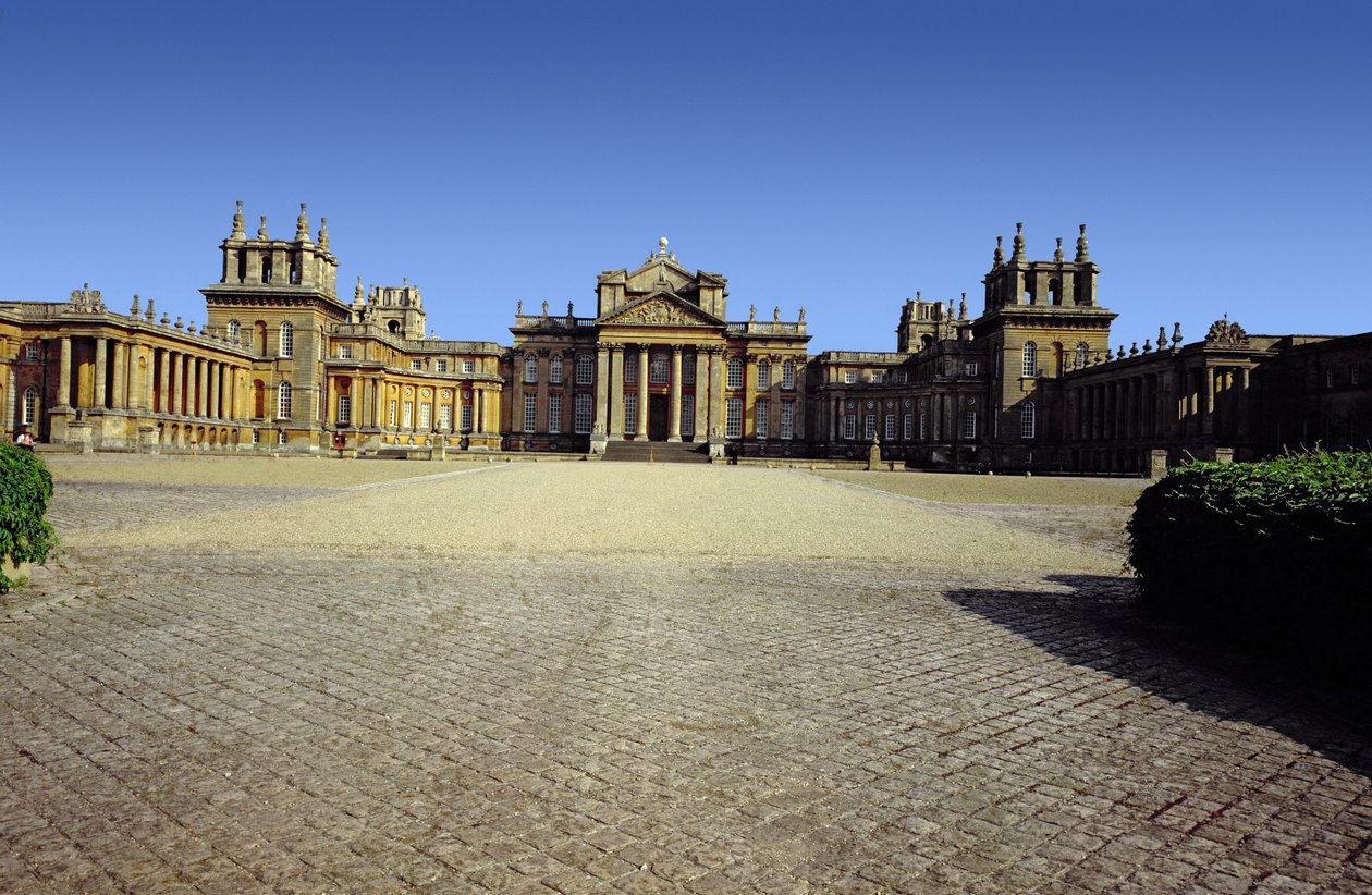 Blenheim Palace, vnější pohled, postavený Johnem Vanbrughem, (1664-1726) & Nicholasem Hawksmoorem, (1661-1736) mezi 1705 a 1722, Oxfordshire, UK od Unbekannt Unbekannt