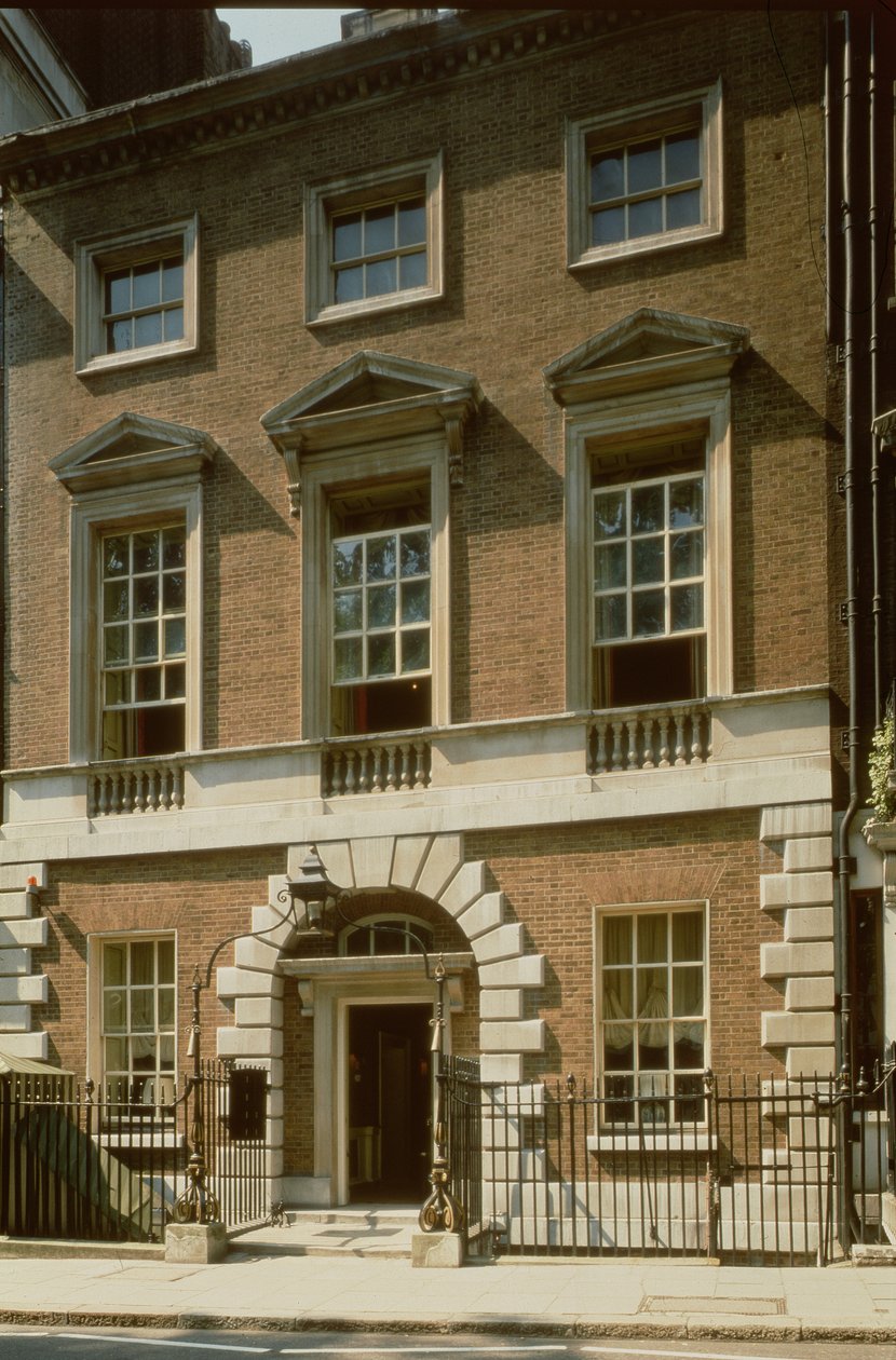 Vchod na Berkeley Square č. 44, Londýn od Unbekannt Unbekannt