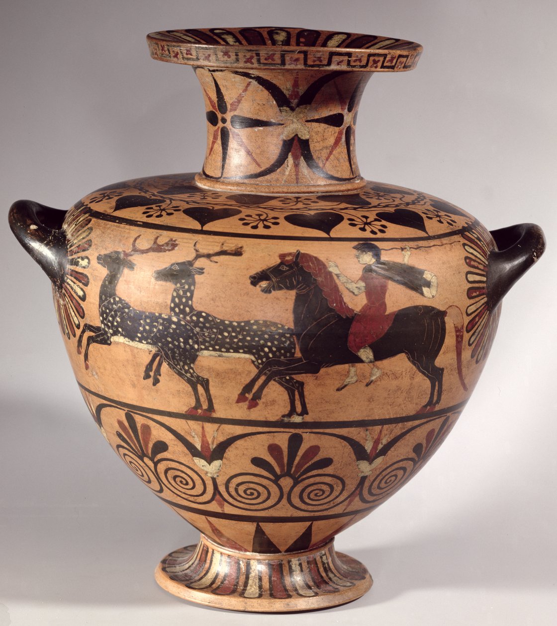 Hydria, lovecká scéna, archaická řečtina, černé figurální etrusko-jónské období, cca 540-530 př.nl (keramika) od Unbekannt Unbekannt
